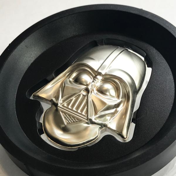 スターウォーズ ダースベイダー ヘルメット型2オンス銀貨 : SILVER