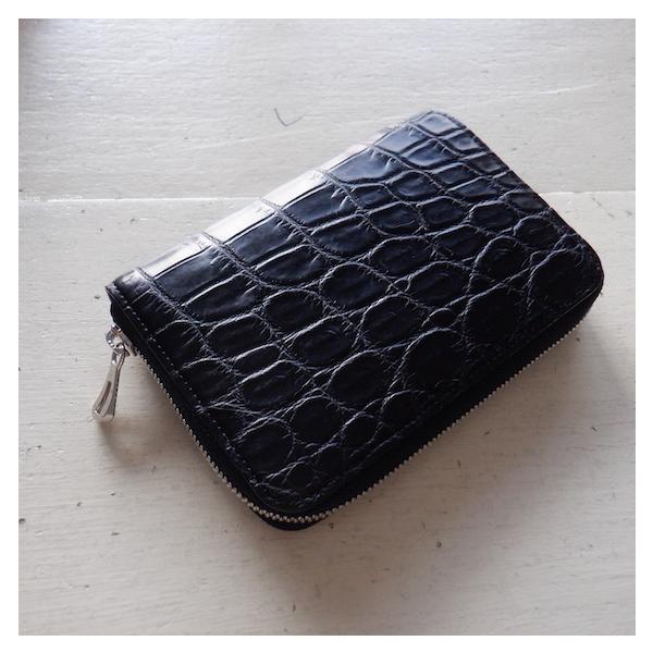 【美品】ITTI CRISTY STUFFING MID WLT .5 黒　牛革 CRISTY STUFFING MID WLT.5｜洗練された黒の存在感｜DIPLO FJORD