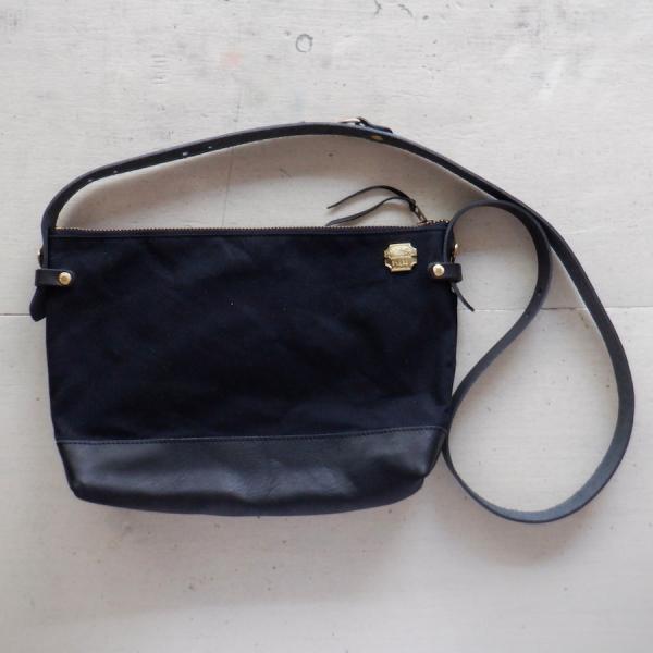 The Superior Labor シュペリオールレイバー leather bottom shoulder bag L black