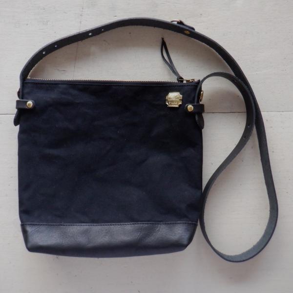 The Superior Labor シュペリオールレイバー leather bottom shoulder bag deep S black