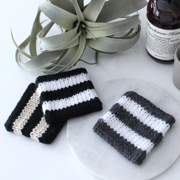 ＊コチラの商品は、8個までネコポス対応可能商品です。洗剤なしでも汚れが落ちるアクリル毛糸のボーダー柄クリーナー２枚重ねのふっくらとした感触、軽い力でも細かい汚れを確実にキャッチ。プラスティック製の保存容器の角もスッキリ。洗剤の使用を極力抑え...