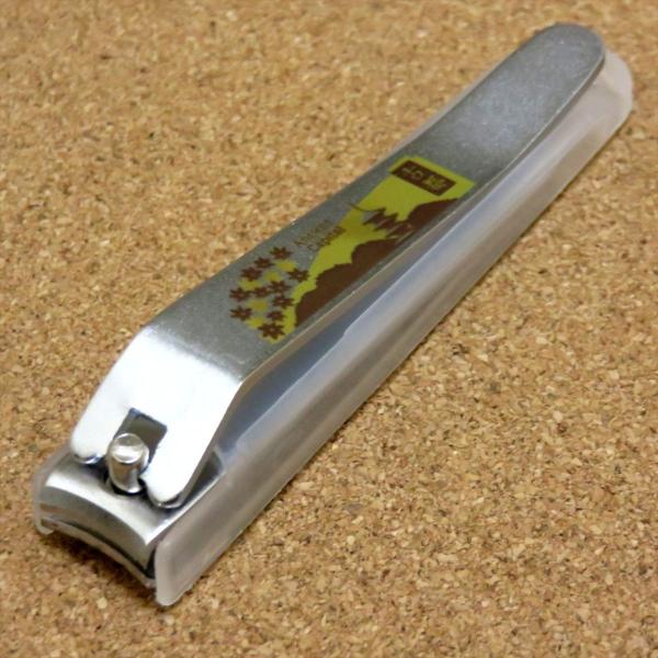 メーカー：木村刃物アイテム名：爪切り 古都セット内容：1個製造元：岐阜県関市サイズ全長：約100mm重量：約51g材質特殊浸炭鋼・鉄・クロームメッキ・PPvr_sn-100a-k