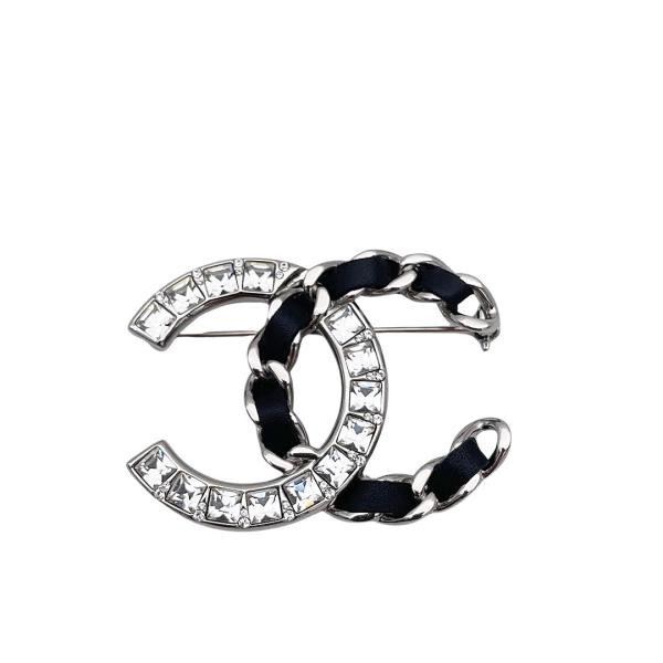 CHANEL（シャネル） ブローチ ココマーク B18K レザー ラインストーン