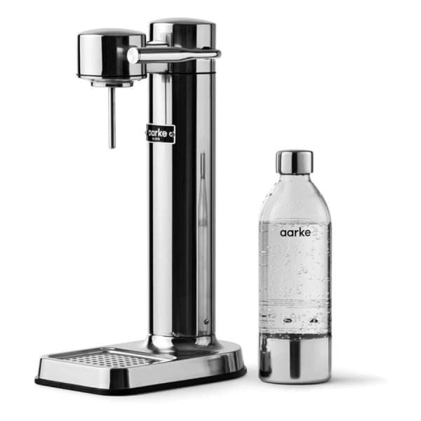 「商品情報」「主な仕様」スタイリッシュなカーボネーターIIのデザインを踏襲しながらも、内部構造と制御レバーの改良でペットボトル内の圧力を安全にコントロールし、よりきめ細かな泡を体感できるCarbonatorIII。制御レバーの改良でペットボ...