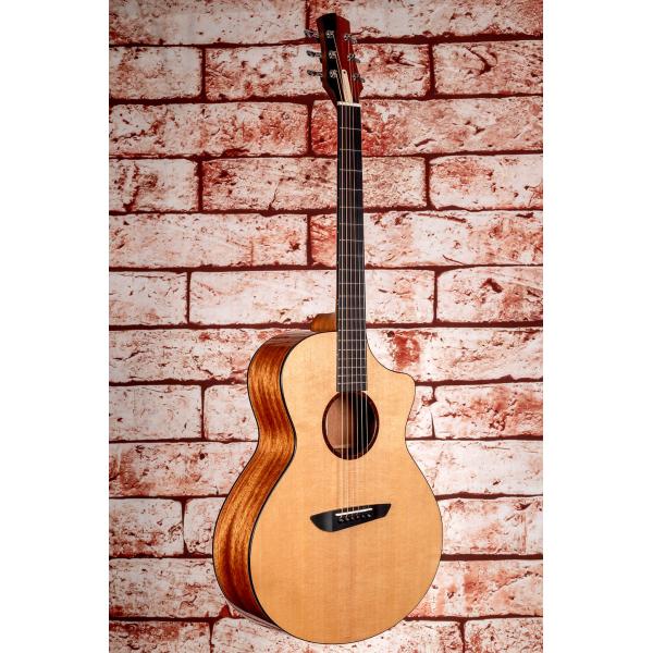 セール！】Berg A1C OTS3.0 Maho + SHUBB F1カポプレゼント！ : マニア