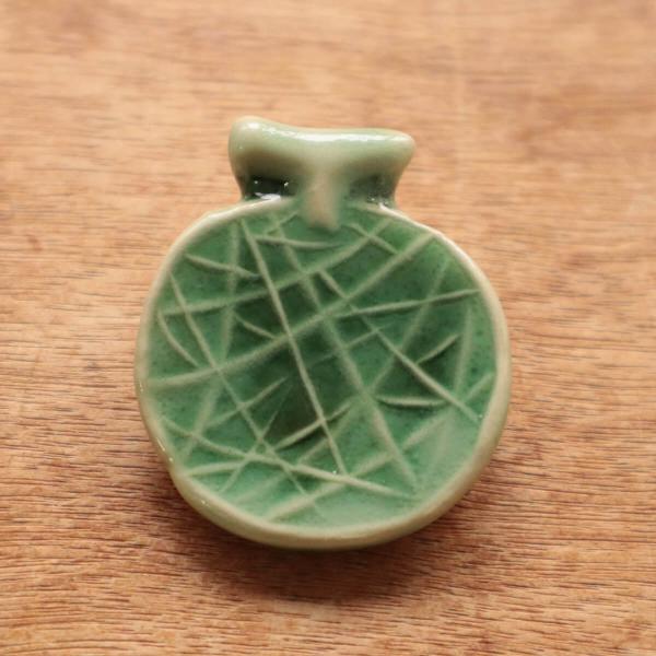 TOMI-kobo 陶器 ブローチ メロン ジュエリー ハンドメイド アクセサリー レディース キッズ おしゃれ かわいい