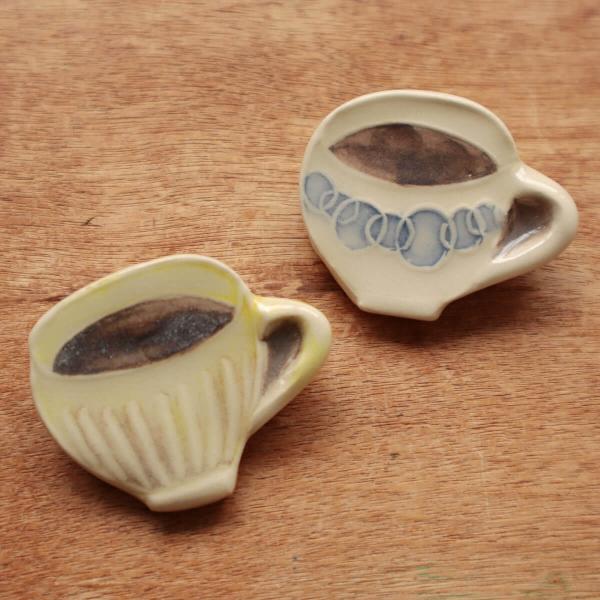 TOMI-kobo 陶器 ブローチ コーヒーカップ ジュエリー ハンドメイド アクセサリー レディース キッズ おしゃれ かわいい