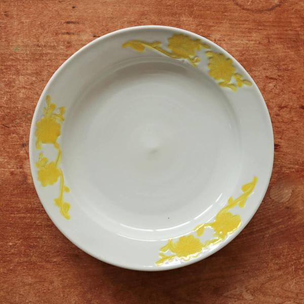 高原真由美 7寸皿 色絵摘み花 【九谷焼 九谷青窯 うつわ 和食器 食器 陶器 器 日本製 おしゃれ お皿  サラダ パスタ プレート カフェご飯 カレー かわいい】