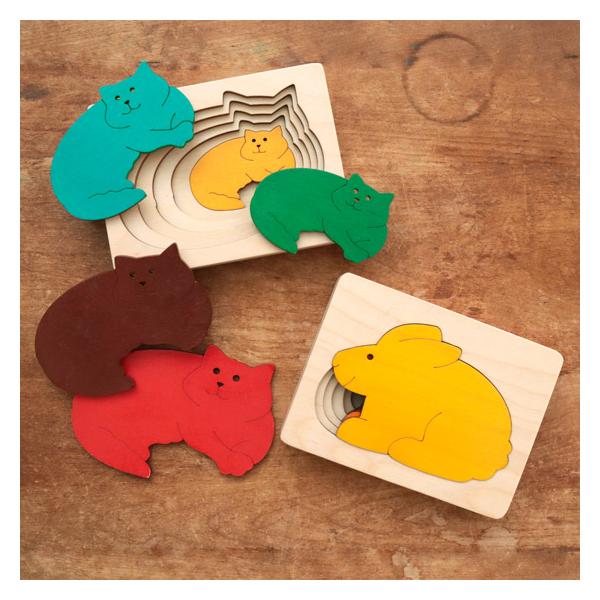 Size：11×15×2.2cm素材：天然木(シナノキ)合板　水性塗料・クリアラッカー内容：5層パズル　5ピース対象年齢：2歳〜企画：イギリス ジョージラック GeorgeLuck原材料：塗料-ドイツおよびイギリス製　合板-ヨーロッパ製最終...