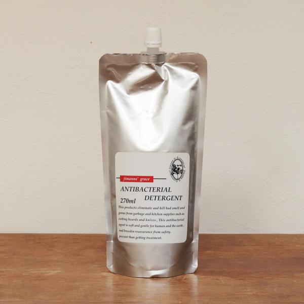 ※こちらは詰め替え用です。ご使用の際は容器に入れてご利用ください。size：H22×9.5cm容量：270ml香り：無香料・無着色液性：中性(第四級アンモニア塩系除菌剤)成分：界面活性剤(陽性イオン系界面活性剤・両性イオン系界面活性剤)、安...