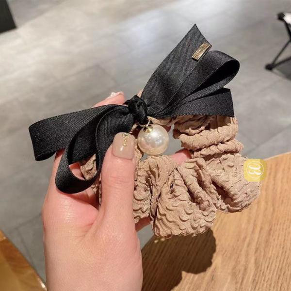 大人に人気なヘアアクセサリー　ヘアゴム