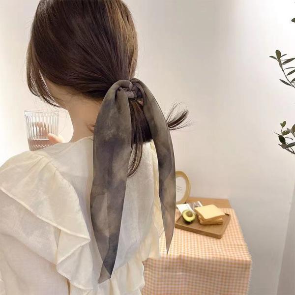 大人に人気なヘアアクセサリーシュシュヘアゴム