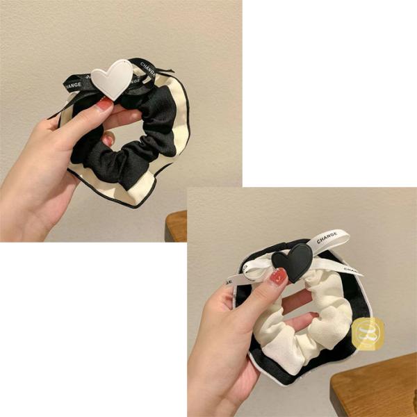 大人に人気なヘアアクセサリーシュシュヘアゴム