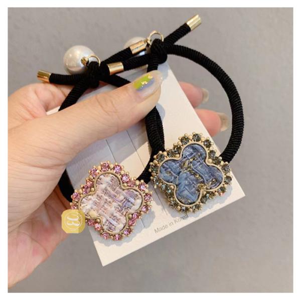 女性に人気なヘアアクセサリーヘアゴム