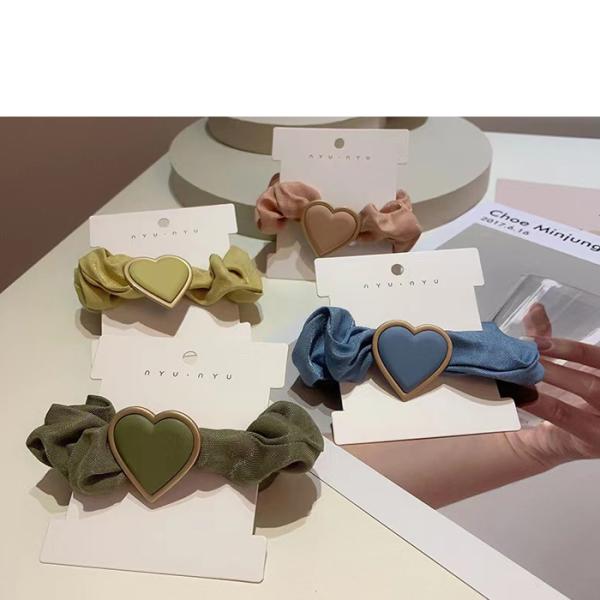 人気なヘアアクセサリー ヘアゴム