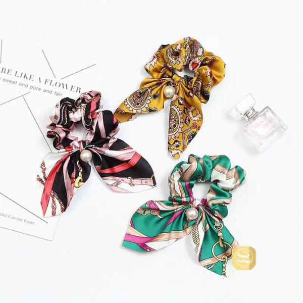 大人に人気なヘアアクセサリーヘアゴム