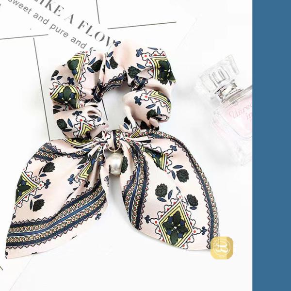 大人に人気なヘアアクセサリー　ヘアゴム