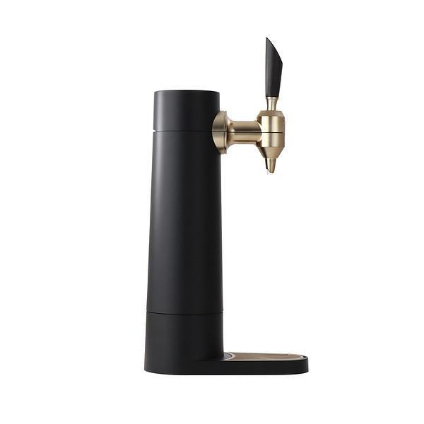 美味しいビールは泡が命、ビアホール気分を味わえるスタンド型ビアサーバー。超音波できめ細かいクリーミーな泡を好きなだけ作れる。各社の缶ビール、小瓶ビールに対応した全体加圧方式を採用。冷たさをキープ＆冷却できる保冷剤を付属。スッキリスリムでお部...