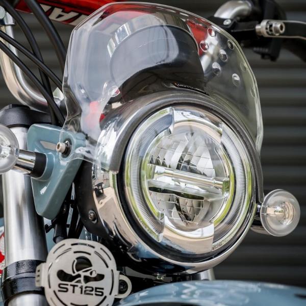 ホンダ DAX125 ST125用メーターバイザシールド モトロード ホンダ DAX125 ST125用メーターバイザシールド モトロード