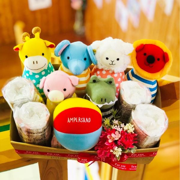 ■商品名：アンパサンド おむつケーキ （オムツケーキ）059■商品内容：おむつ ×10枚アンパサンド アニマルボーリングセット ×1セット・ キリン ×1個・ ワニ ×1個・ ライオン ×1個・ ゾウ ×1個・ ヒツジ ×1個・ ブタ ×1...