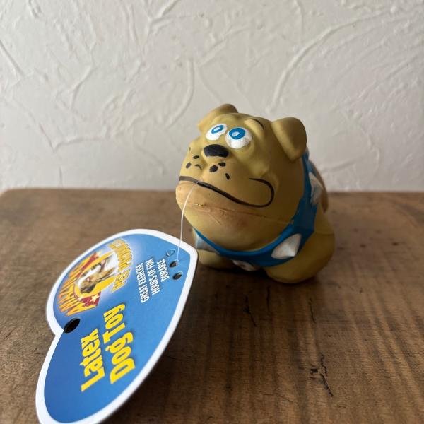 ラテックス・ブルドッグ・ベージュ　アメリカ直輸入　犬用おもちゃ　AMAZING PET Latex Bulldog 4.5”