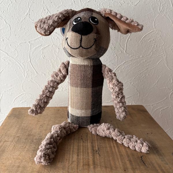 プレイドドッグ　犬のぬいぐるみ　アメリカ直輸入　犬用おもちゃ　AMAZING PET Plush Plaid Dog w/Squeaker Body