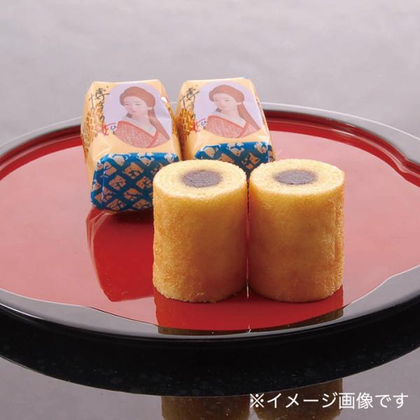 12,000円（税込）以上のお買い上げで日本全国送料無料博多代表銘菓。バームクーヘンに小豆羊かんを流し込みました。