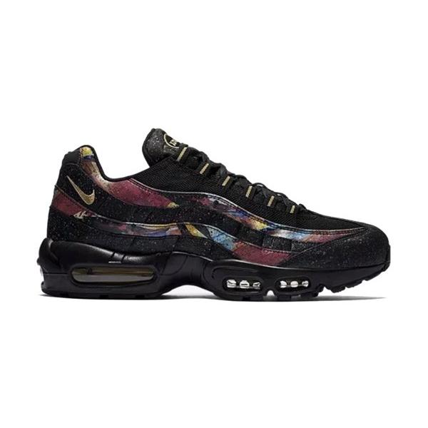 black and metallic gold air max 95