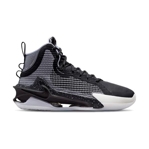 値下げしました！新品！ナイキAIRZOOM G.T.JUMP