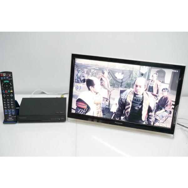 中古 Panasonicパナソニック ポータブル地上・BS・110度CSデジタルテレビ UN-19F5 プライベート・ビエラ