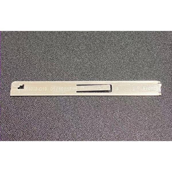 YXS1635★中古品★富士通のESPRIMOデスクトップPC用光学ドライブ取り付け用のレール(マウント金具）K1012-C19
