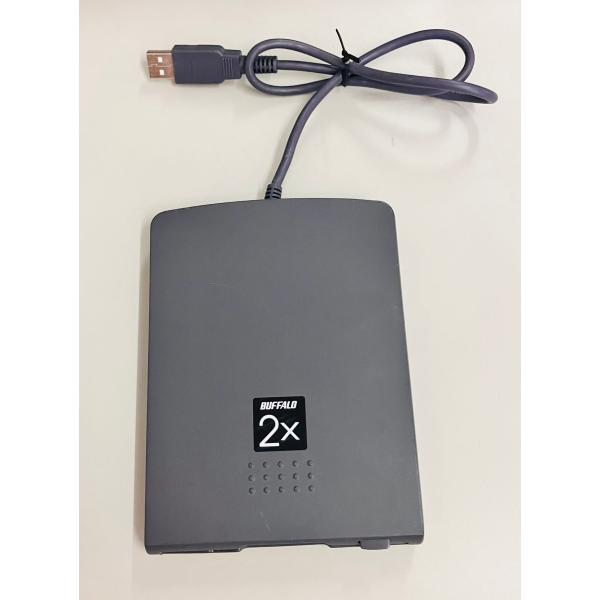 YXS274★中古動作品★BUFFALOバッファロー FDDユニット　2倍速タイプ　USBフロッピーディスクドライブ FD-2USB