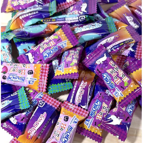 人気のグレープ、ストロベリー、グリーンアップルの3種フレーバーが入ったアソートタイプ。お菓子パーティやハロウィンパーティーなど、お友達同士での配り菓子にもぴったりな個包装入りです原材料名： 　[グレープ]水あめ（国内製造）、砂糖、植物油脂、...