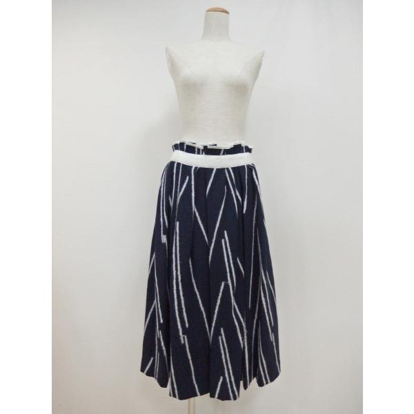 mina perhonen（ミナペルホネン） 『sun stick』 スカート navy