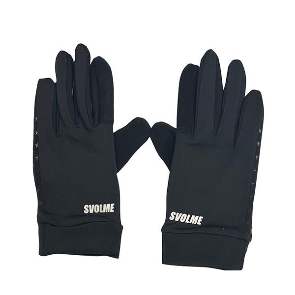 定番のフィールドグローブ。スポーツだけでなく『日常にも使ってほしい』という思いから、ブランドロゴを小さく入れて、シンプルなデザインにしました。内側が微起毛素材になっており、肌触りが良く暖かい仕上がりに。伸縮性が良く、フィット感も抜群です。■...