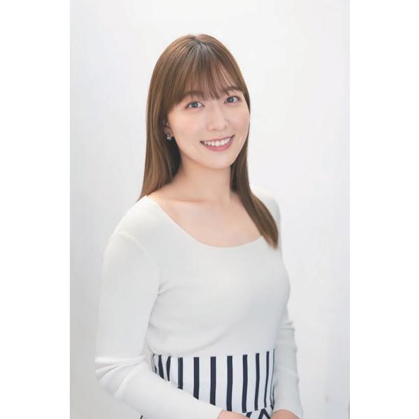 2026/10/31発売予定! 阿部華也子 2027年 壁掛けカレンダー 令和9年 27CL-188