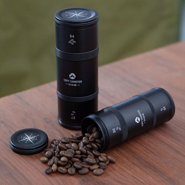 品名 ソロキャニスター M型番 CC-51ブランド キャンピングムーン CAMPINGMOONカラー シルバー or ブラック容量 上缶／約54g（150cc）、下缶／約27g（80cc）サイズ 約146×53mm材質 ジュラルミン用途 ア...