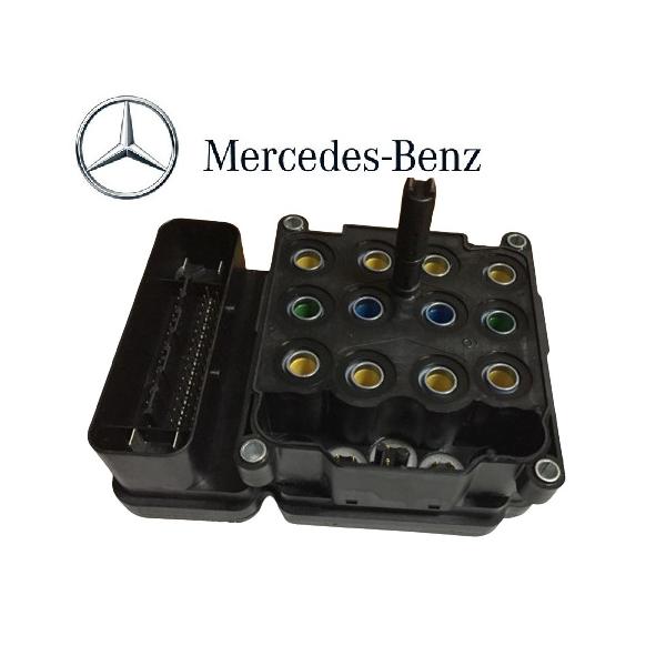 正規純正品 ベンツ ESPコントロールユニット W204 C63 AMG