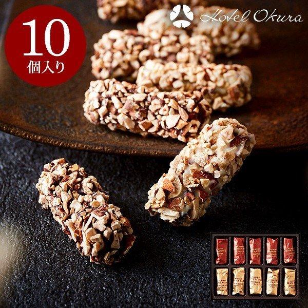 超早割 １２０円オフ カーネーショングランルージュとオークラプチケーキ ５月６日 １０日お届け 食品通販のベルーナグルメ 公式