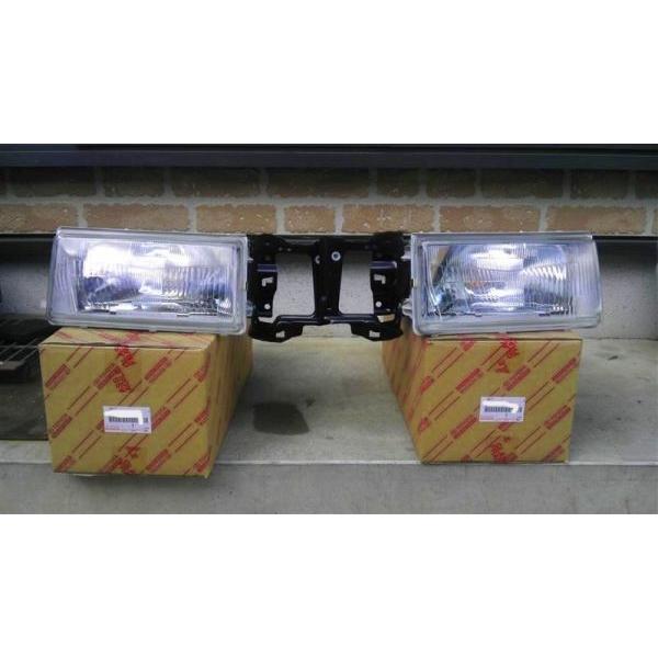 ☆トヨタ純正新品☆カローラレビン AE86 後期 ヘッドライト ユニット 
