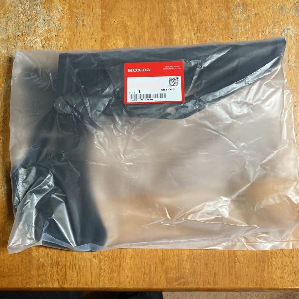 ホンダ 純正 新品 XLR250R XLR250BAJA チェーンカバー チェーンケース