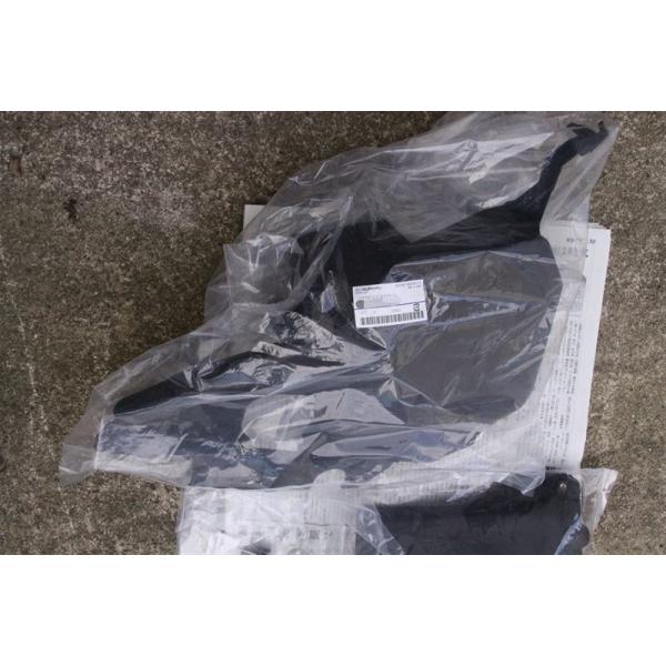 ☆スバル純正新品☆BP5 BL5 BPE レガシィ バッテリーカバー エンジン