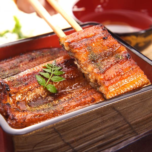 静岡県産のうなぎを丁寧に白焼にし、蒸して蒲焼に仕上げました。1本ずつ真空パックでお届けします。ギフト お中元 御中元 残暑見舞い 暑中見舞い 夏グルメ 夏ギフト サマーギフト 贈り物 贈答品 お歳暮 お中元 プレゼント グルメギフト シニア...