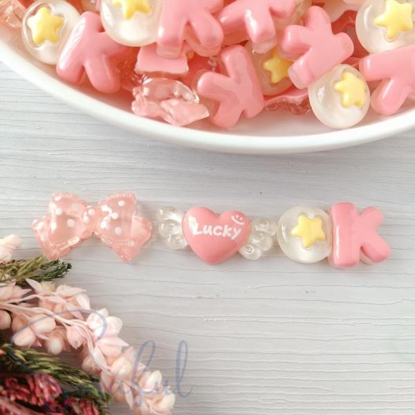 デコパーツ ガーリーピンクのクリアーパーツ 5個 貼付けパーツ D-0481