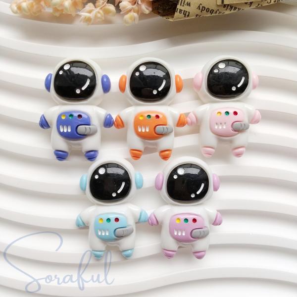 デコパーツ 少し大きめの宇宙飛行士パーツ 2個