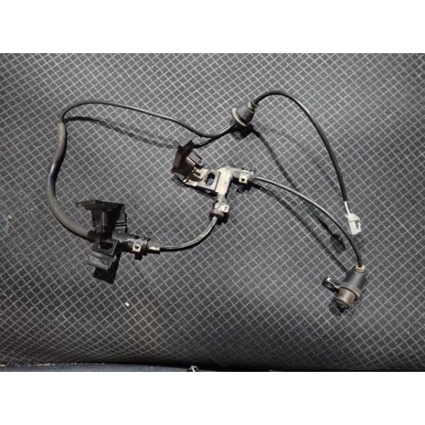クラウンマジェスタ E-UZS151 ABSセンサー 051 89546-30030 : 創新