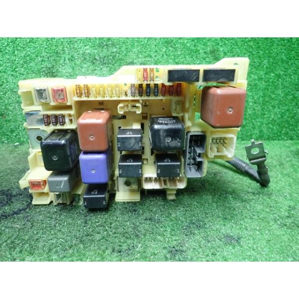 クラウンマジェスタ E-UZS151 ヒューズボックス 051 82740-30010