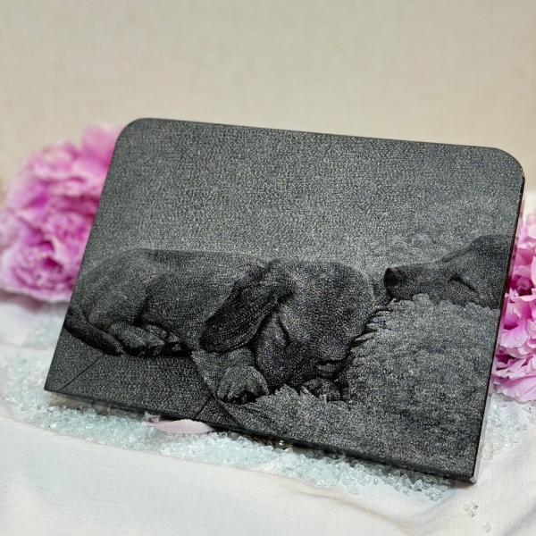 【　写真そのまま！　】　【　どんなものでも！　】当店イチオシ商品　影彫-Kage bori-褪せることのない”想い”を美しい形で刻みませんか？カラー、モノクロにも対応！！【size】縦15cm　横21cm  厚さ2cm