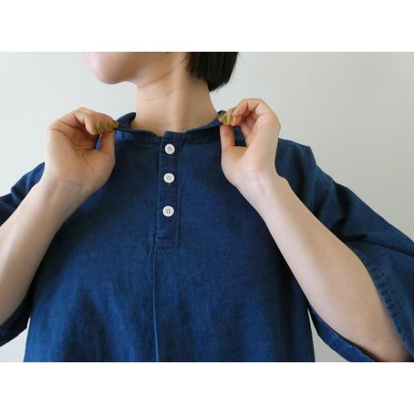 【SALE】NATURAL LAUNDRY(ナチュラルランドリー) インディゴシャンブレー丸衿5分袖プルオーバー(7253T008)※セール商品の為、送料無料サービス対象外