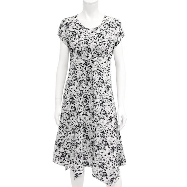 SPECCHIO（スペッチオ） シャトルプリーツ Aライン 半袖 花柄